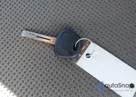 2011 Hyundai Elantra Touring Gls from USA, damaged, VIN KMHDC8AE6BU106137